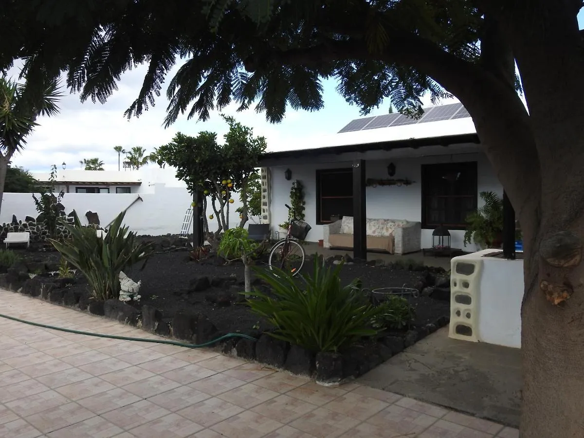 Habitaciones Dona Cris Puerto del Carmen  0*, Puerto del Carmen (Lanzarote)