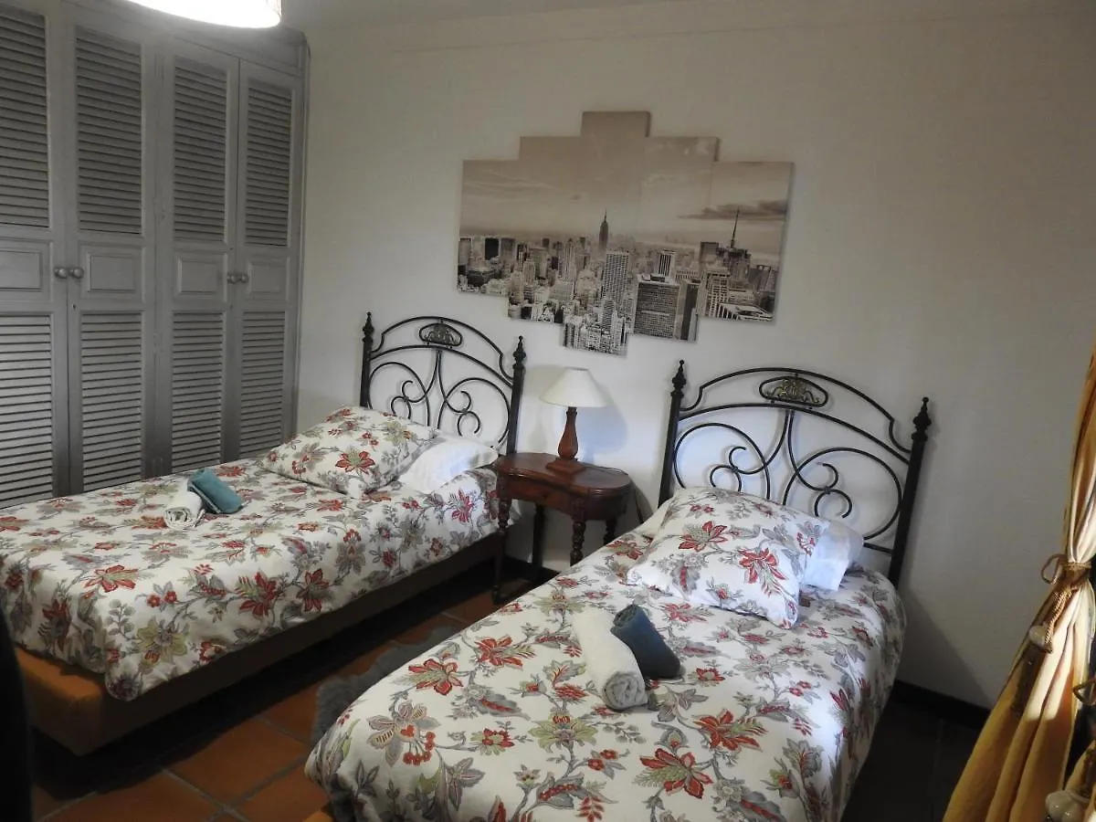 Habitaciones Dona Cris Puerto del Carmen  Guest house
