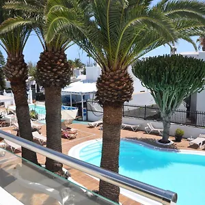Aparthotel Tulipanes, Puerto del Carmen (Lanzarote)