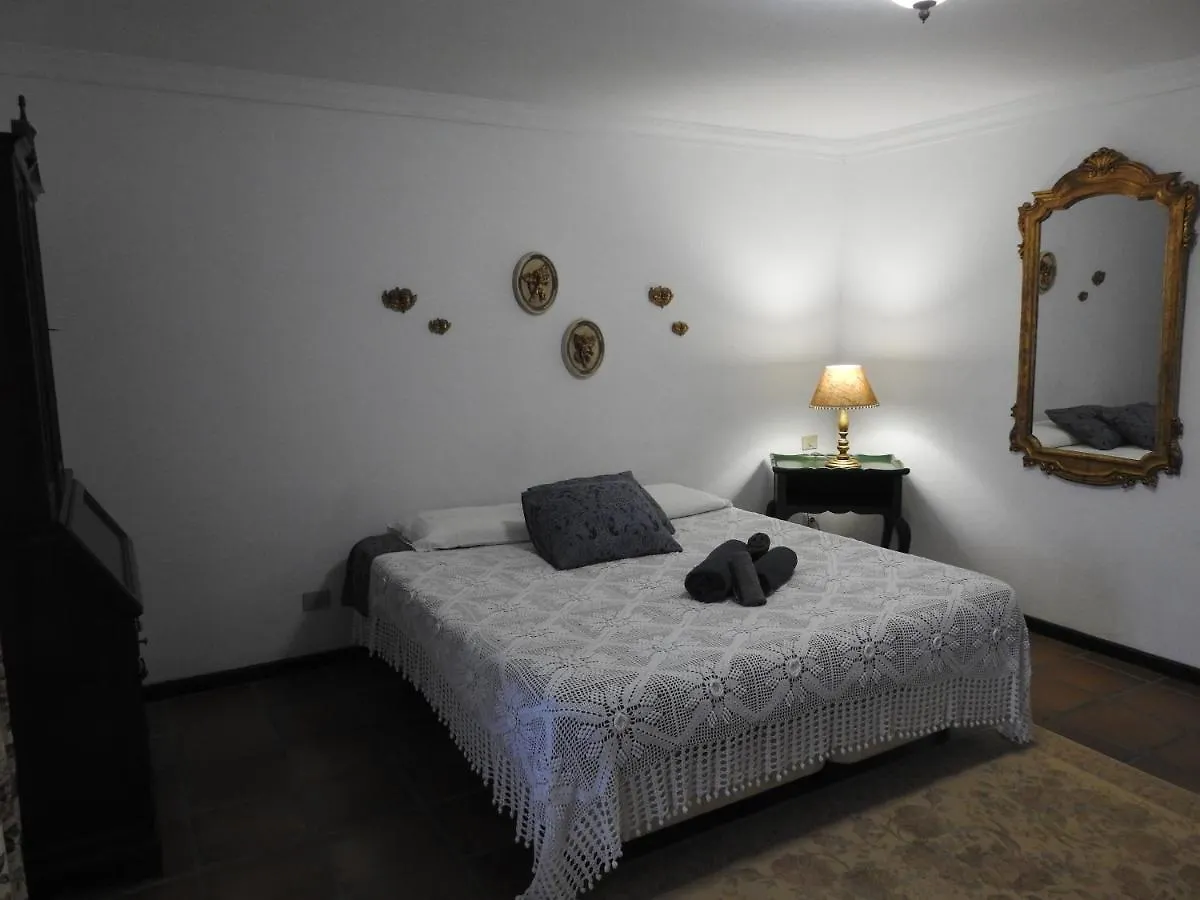 Habitaciones Dona Cris Puerto del Carmen  Guest house